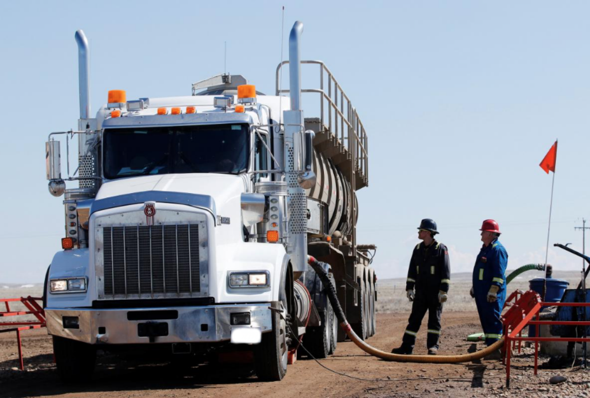 A tanker truck used to haul oil products operates at an oil facility near Brooks, Alberta, Canada April 18, 2018. REUTERS/Todd Korol