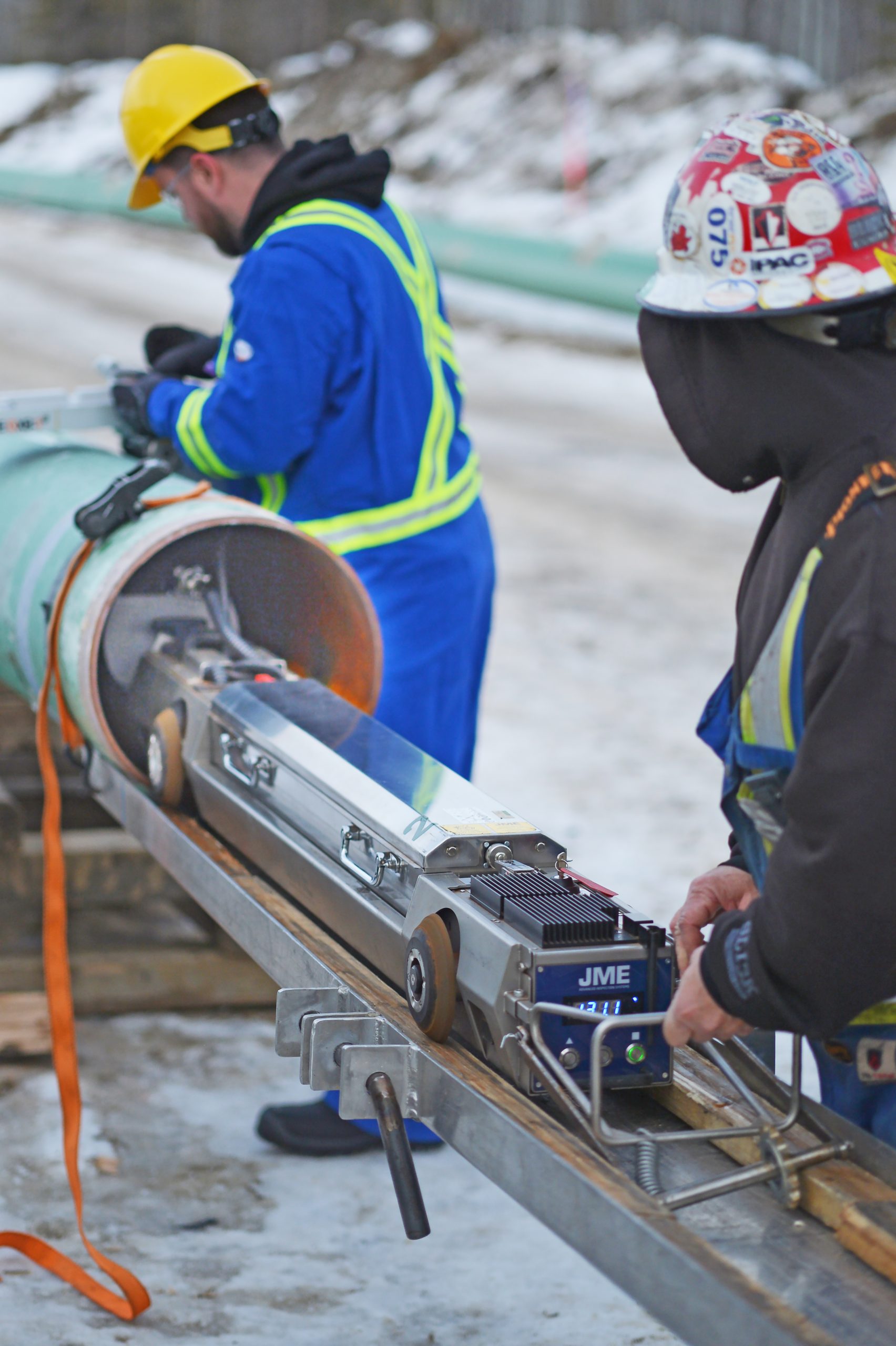 Featured Service XRay Pipeline Crawler Radiographic Technology for