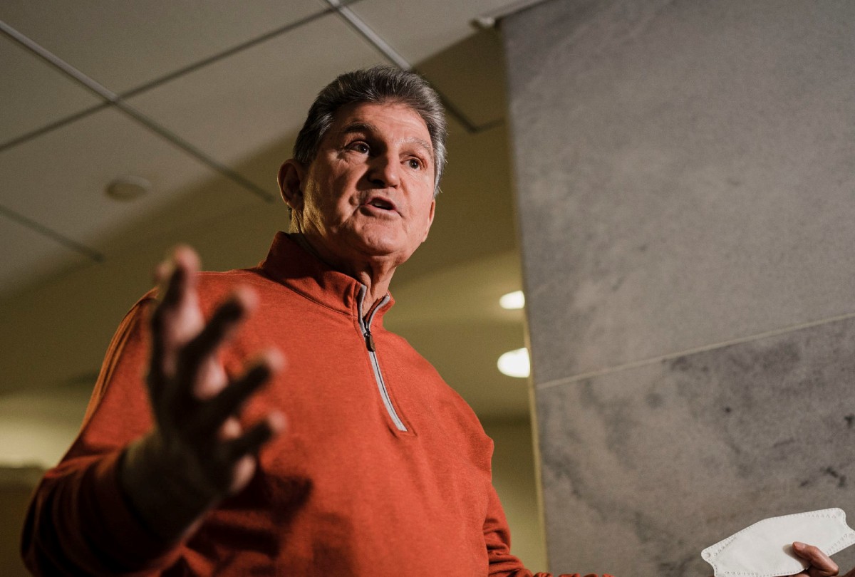 joe manchin alberta 1200x810
