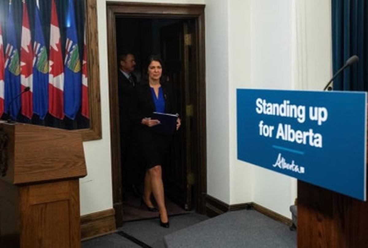danielle smith standing up for alberta 1200x810