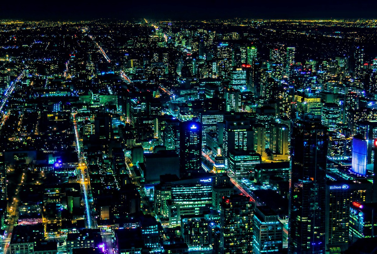 toronto at night 1200x810
