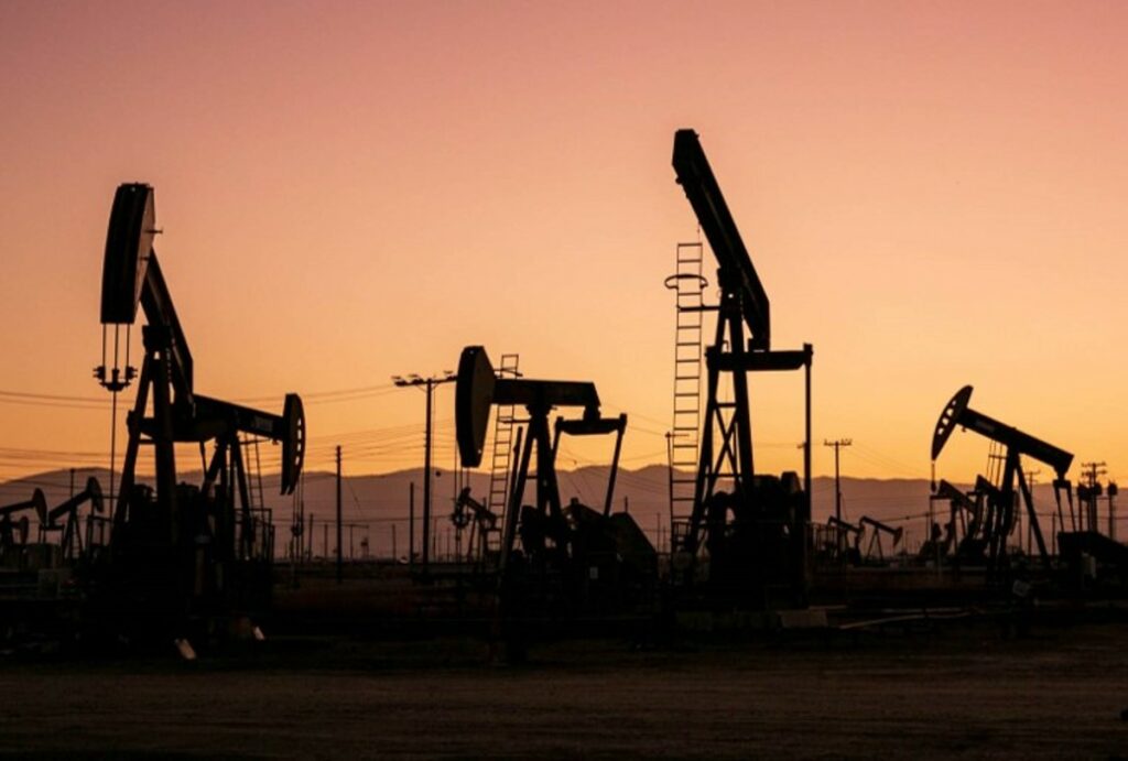 california oil industry 1200x810