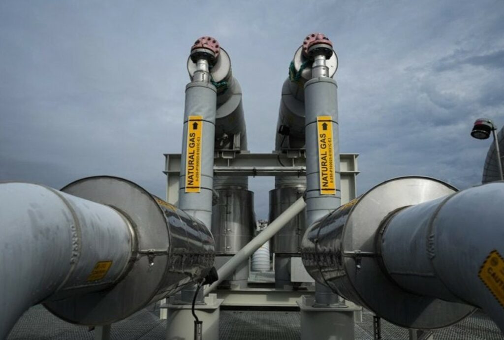 natural gas transmission bc 1200x810