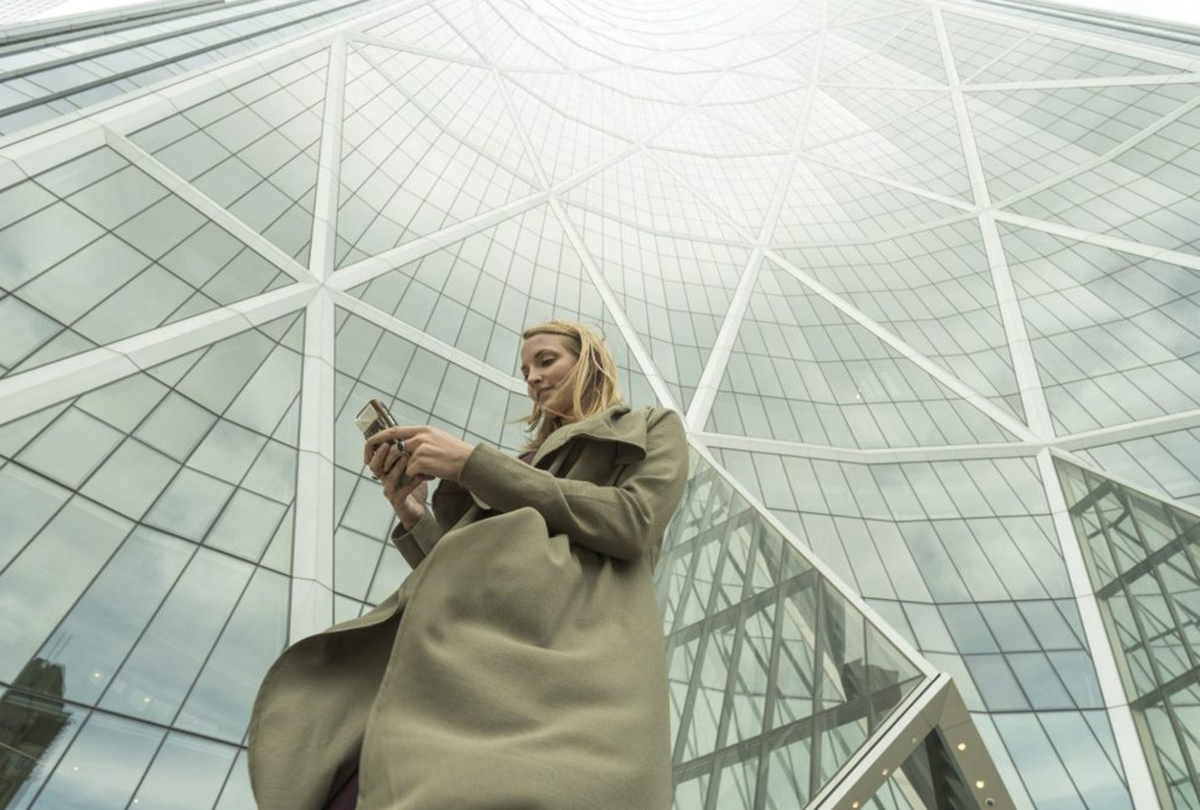 survey finds canadian women want more balanced energy policy 1200x810
