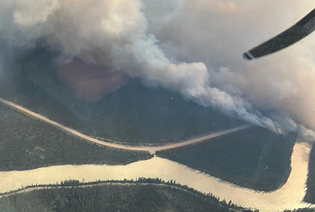 alberta wildfire tears through jasper in canadian rockies 1200x810
