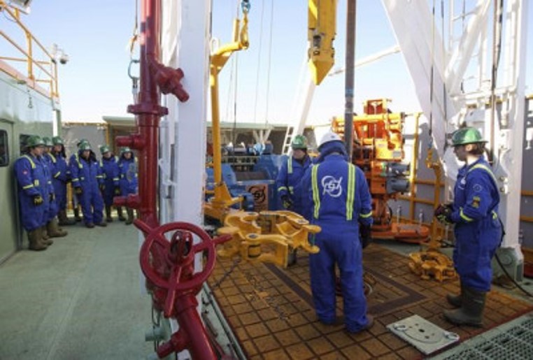 precision drilling linked drilling platform