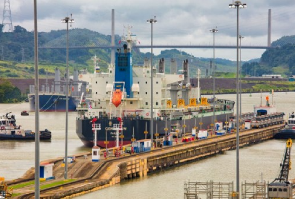 panama canal 1200x810 1