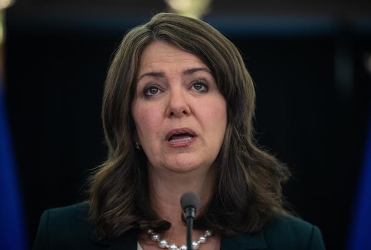 danielle smith emissions cap nov 27 1200x810
