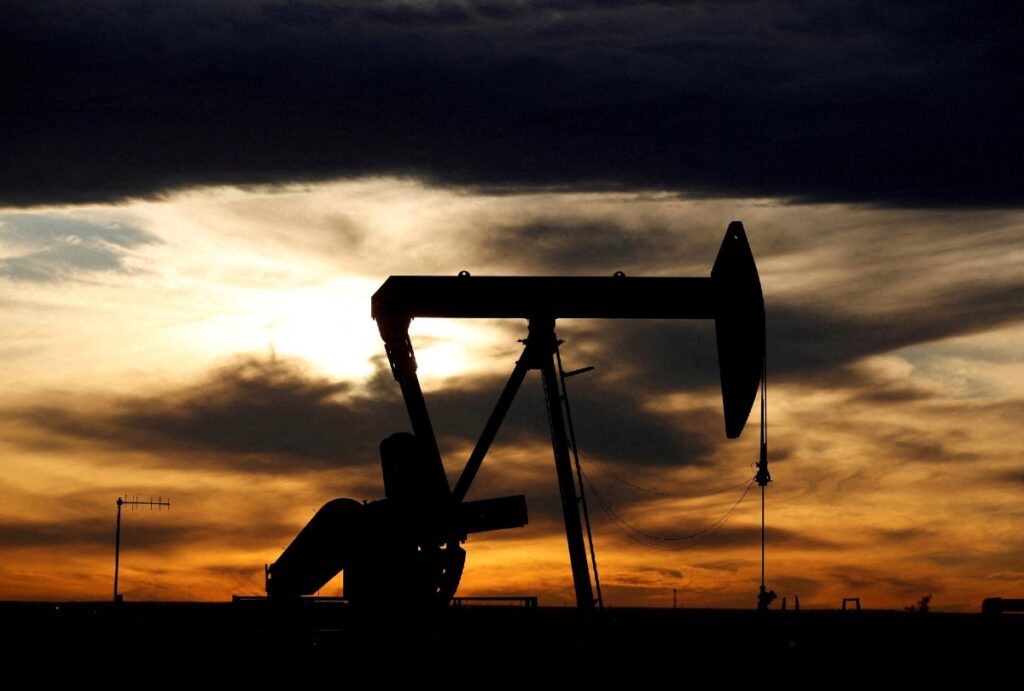 pumpjack oil steady 1200x810