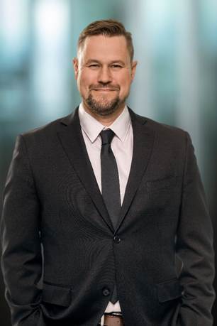 adam engdahl