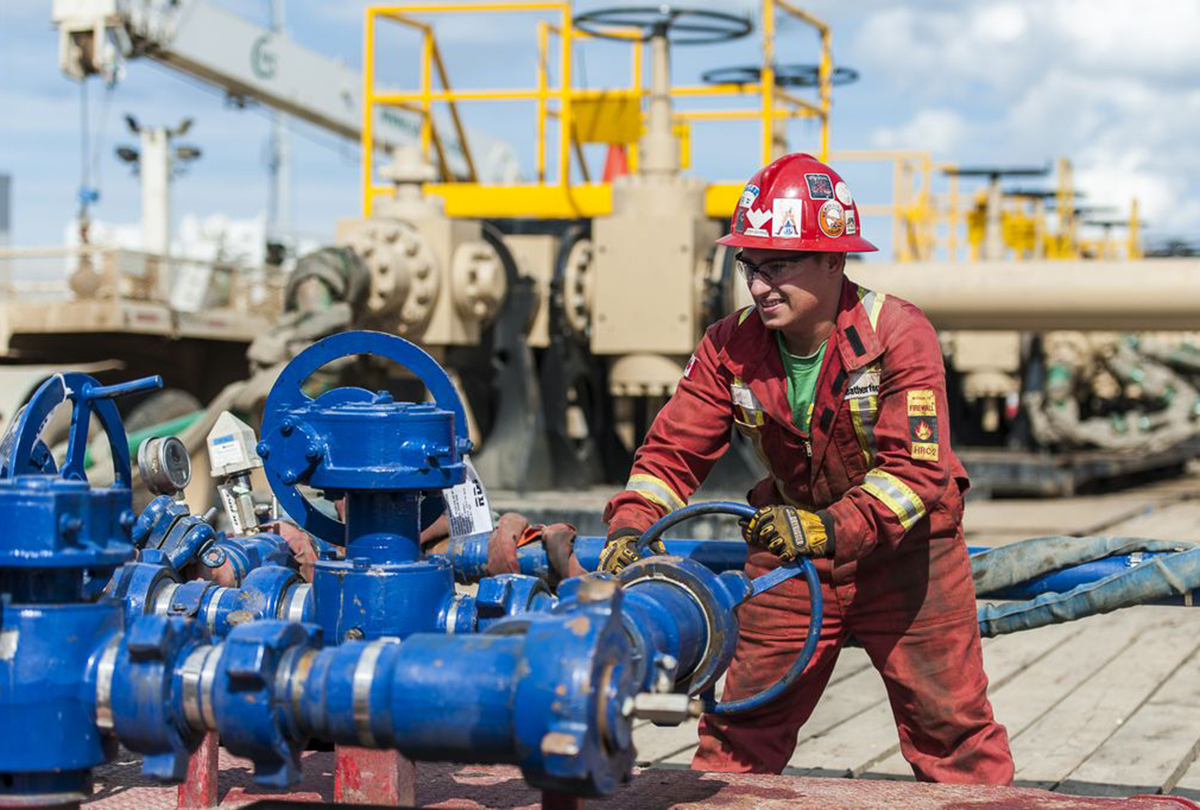 debunking the myth of the new economy – resource works worker 1200x810