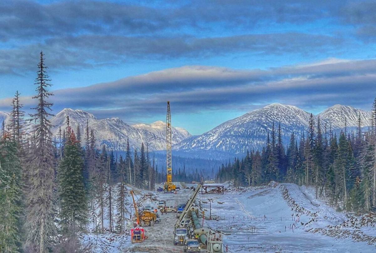 coastal gaslink winter picture 1200x810