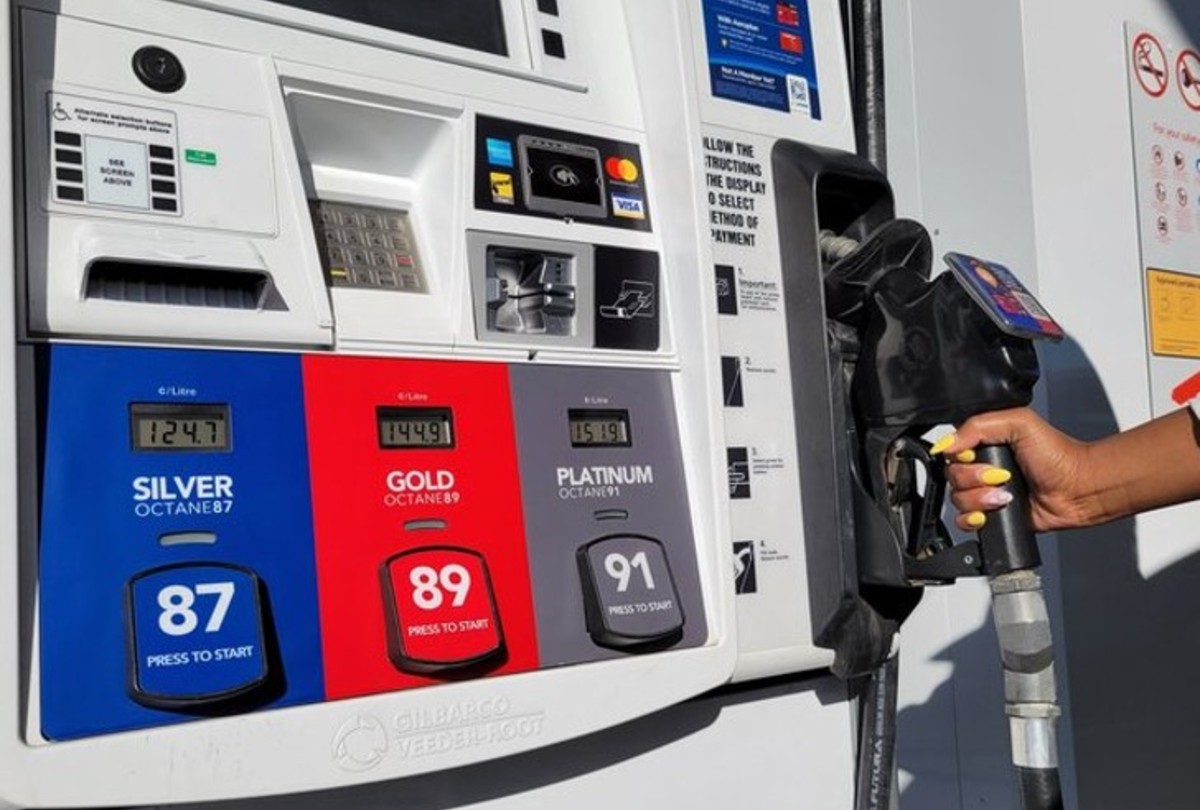 gas pump 1200x810 may 2025
