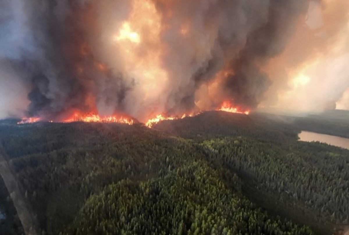 wildfires manitoba 1200x810