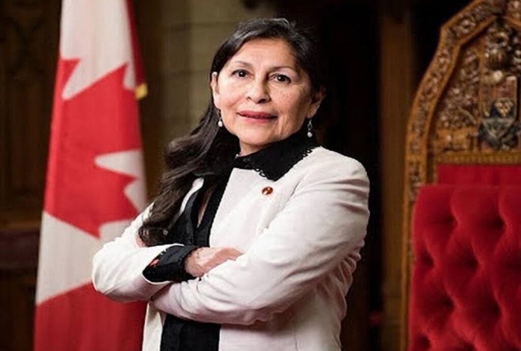 rosa galvez with flag 1200x810