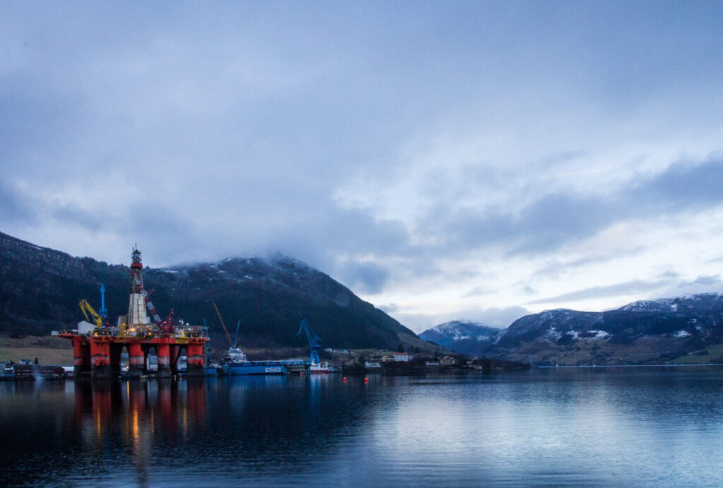 transocean leader for maintenance in olen norway 1200x810