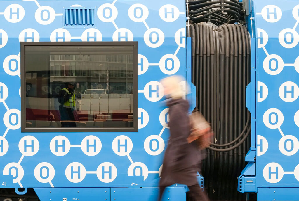 Is The World's Green Hydrogen Dream Fizzling Out? - Canadian