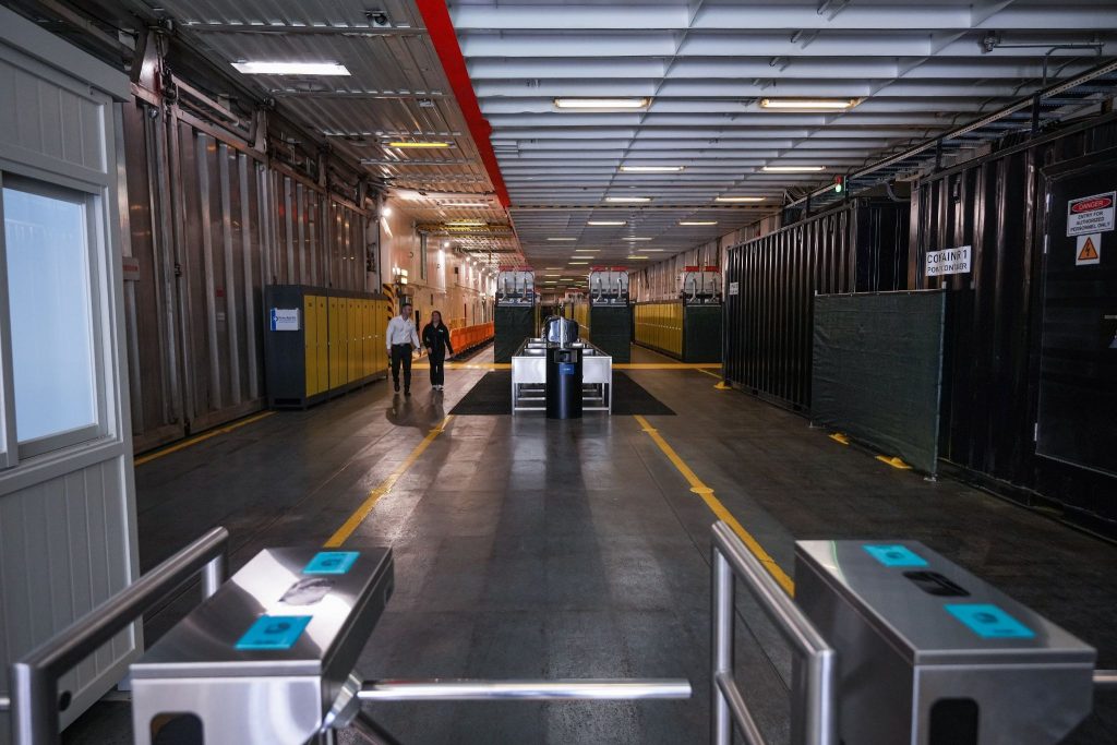 6 a look inside the floatel housing b.c.s lng workforce 1024x683