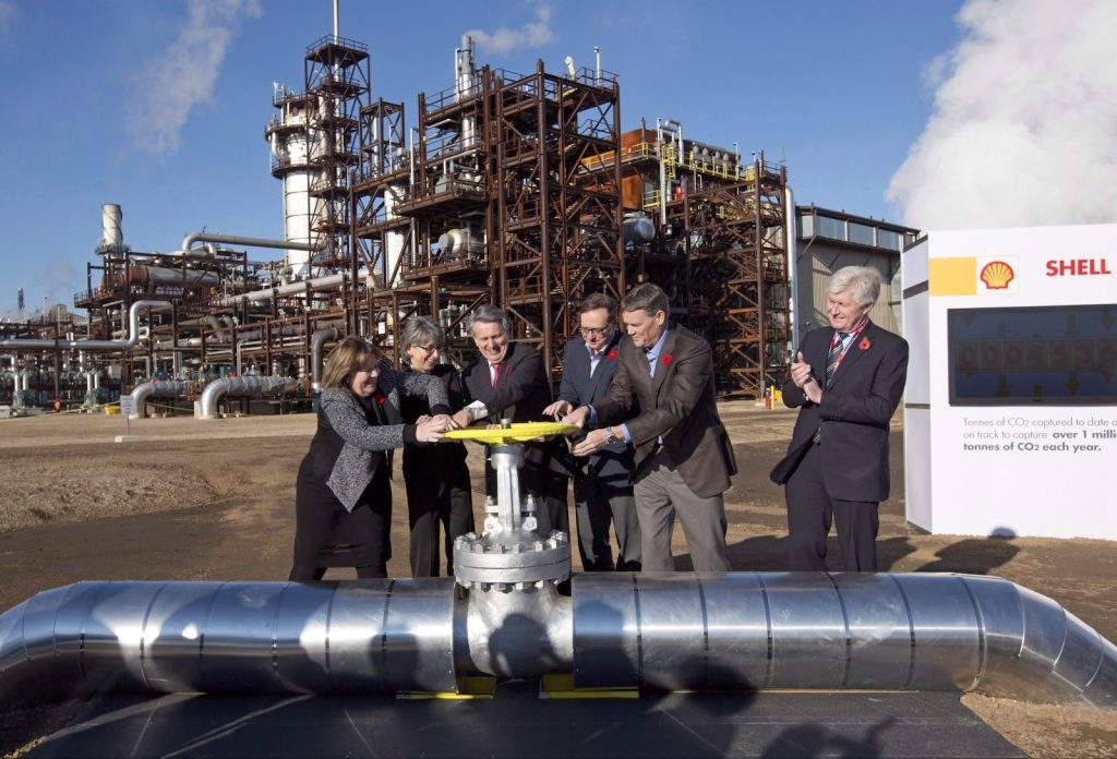 open the valve to the quest carbon capture and storage facility in fort saskatchewan alta 2015