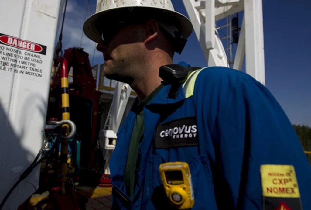 cenovus energy worker 1200x810