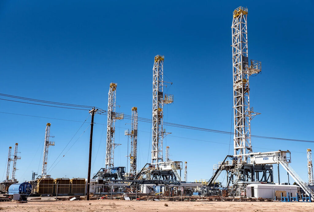 soros to slim are plowing money into us shale oil as private equity retreats 1200x810 1