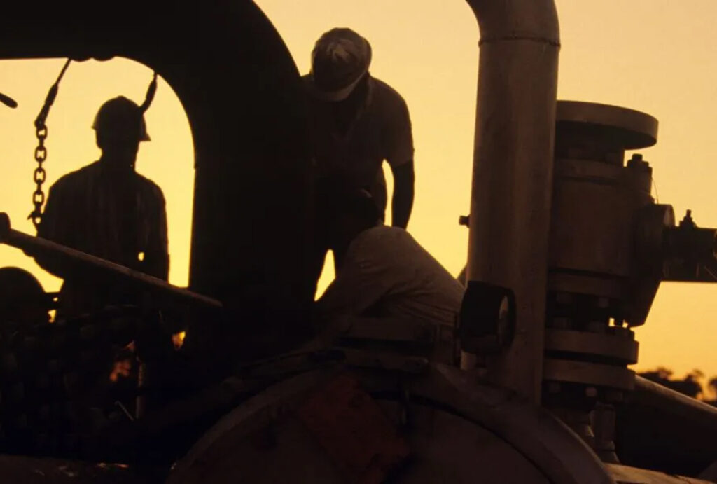 pipeline workers at sunset 1200x810
