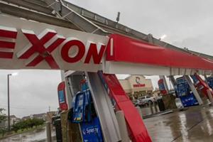 Canadian gasoline future prices jump in Harvey’s wake due to refinery disruptions